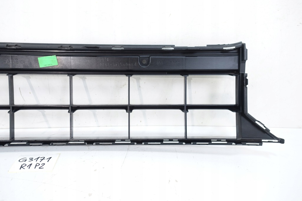 фото №5, Vw t-roc r-line 2017- решётка радиатора решётка средняя бампера перед 2ga853677