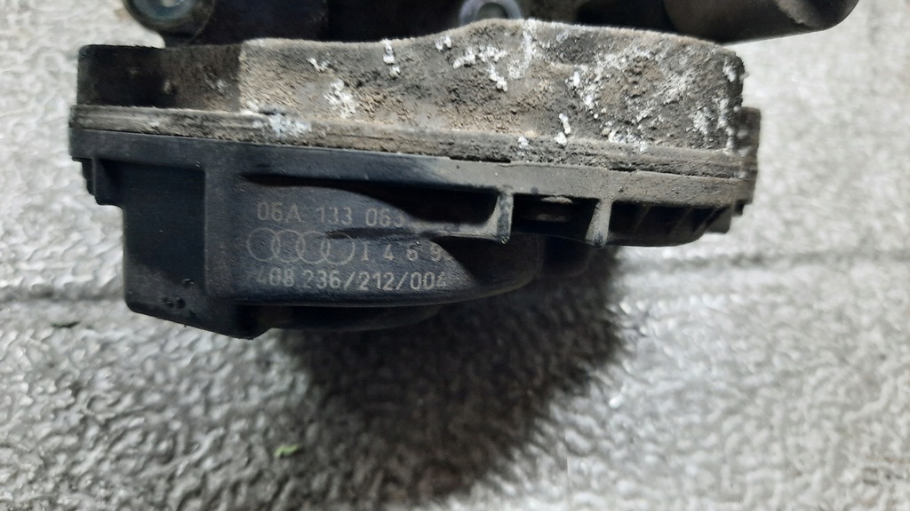 фото №8, Дроссельная заслонка skoda octavia i 99r 1.8b 06a133063