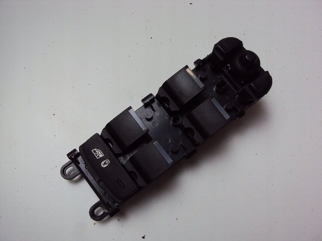 фото №1, Панель окон левый перед jaguar f-pace 2016-