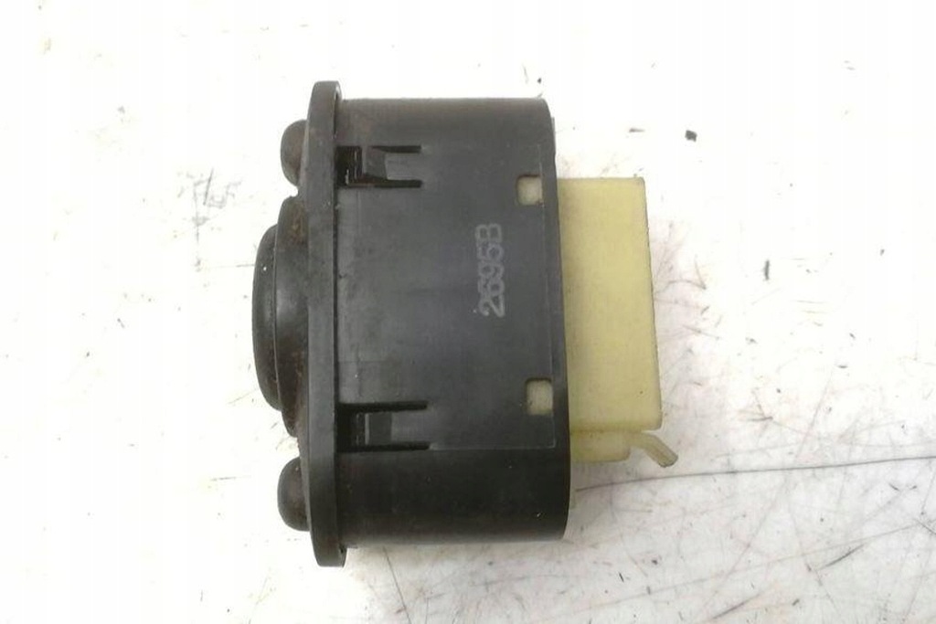 фото №7, Переключатель регулировки зеркал chrysler pt cruiser pt_ 04608505ad 2.0l