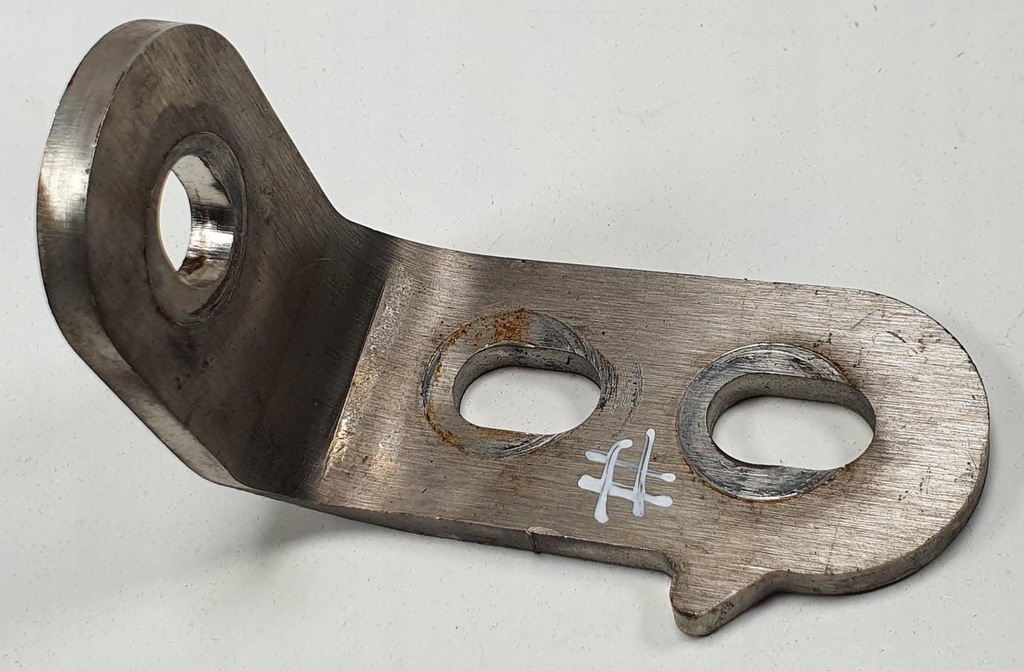 фото №1, Кронштейн кронштейн лонжерон aston martin rapide