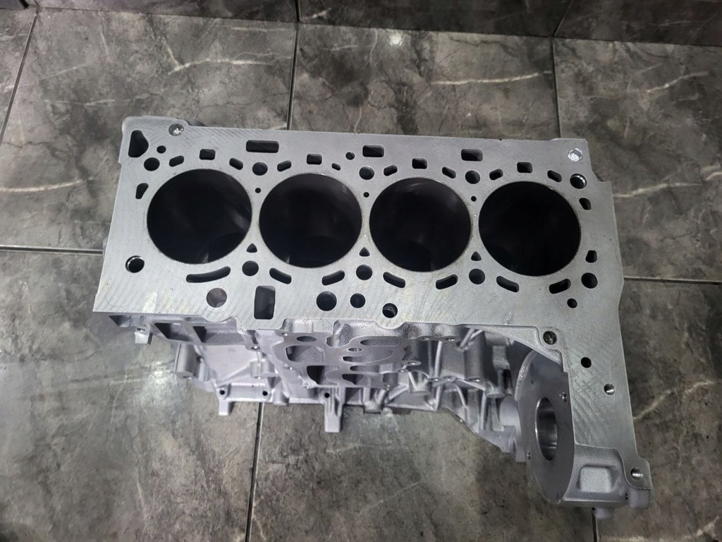 фото №4, Mini r55 r56 r57 r60 n47c20a 2.0d - блок двигателя 782302904 11 11 494 285