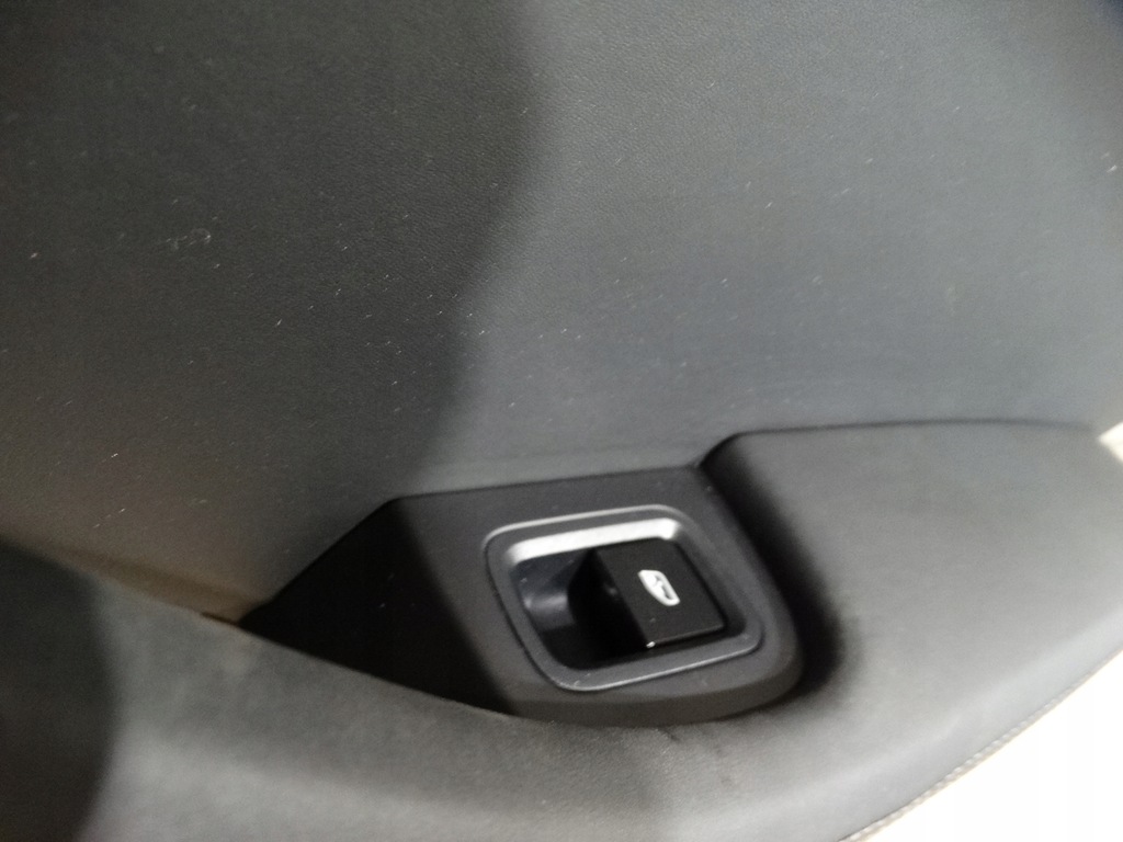 фото №4, Обшивка двері задній правий porsche panamera 971 1