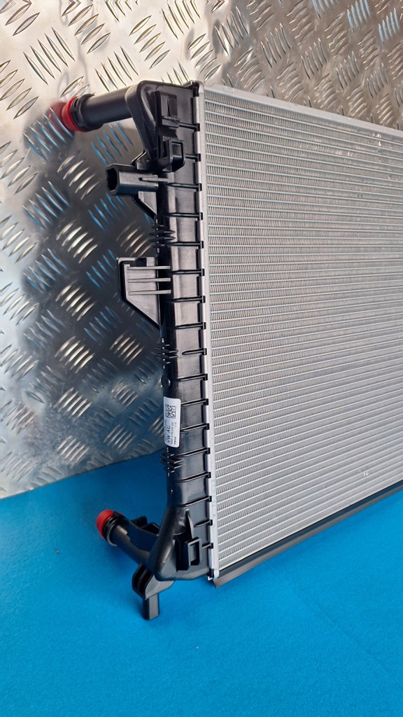 Volkswagen audi skoda радиатор воды новая оригинал Недорого