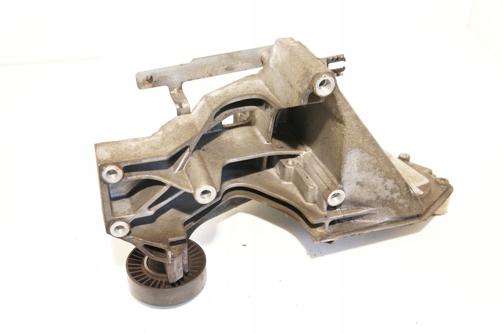 фото №4, Кронштейн основа насоса vw crafter 2,5tdi 076145167