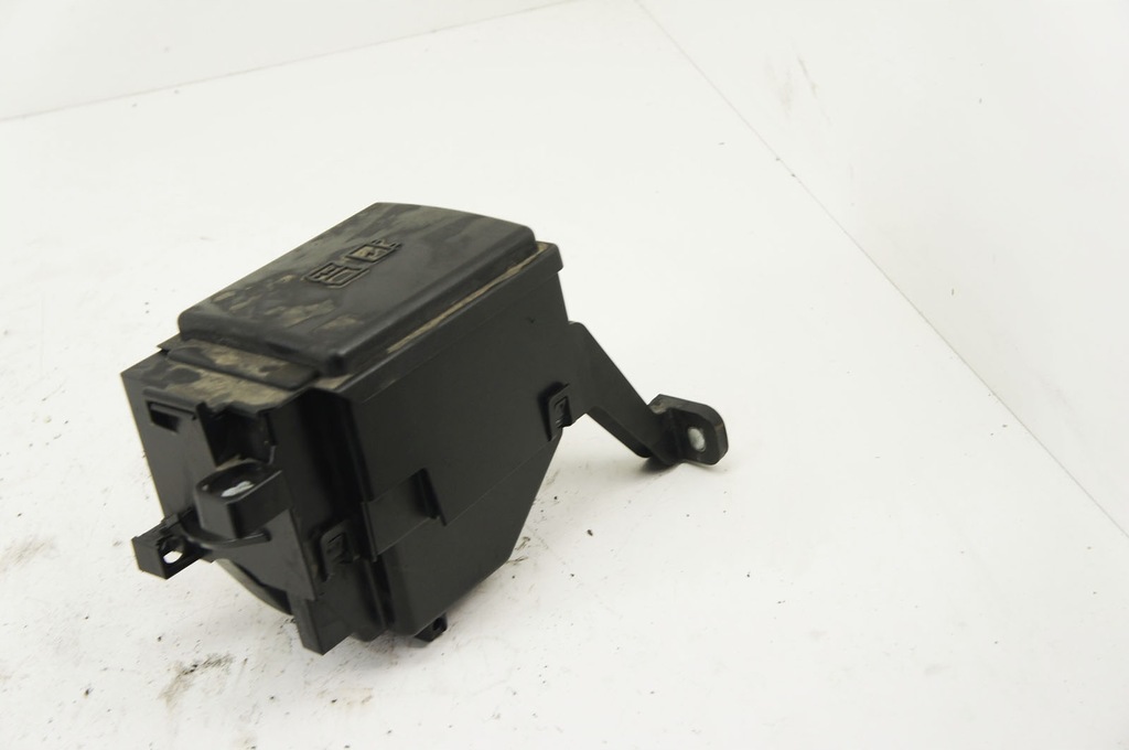 фото №5, Hi300 jaguar xe x760 2.0d корпус предохранителей