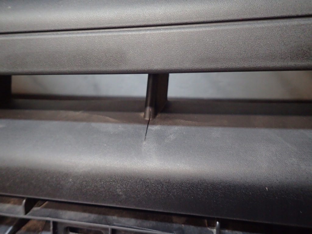 фото №4, Решётка радиатора решётка радиатора vw crafter lift 2e0853653e