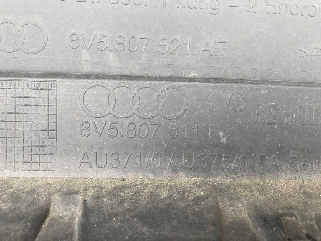 Бампер задний задняя audi a3 8v5 рестайлинг  седан в Украине