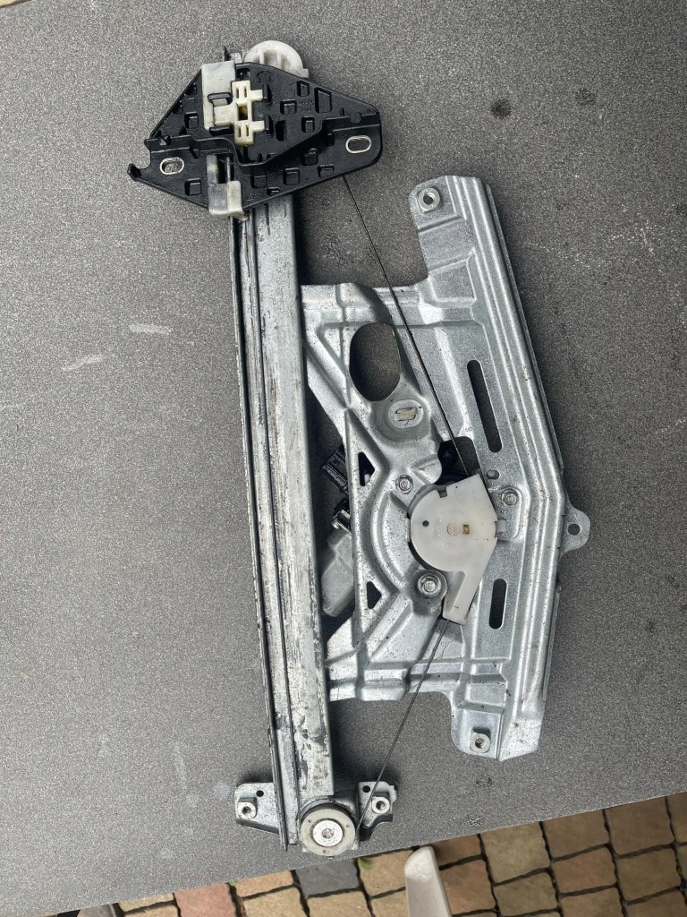 фото №4, Honda civic ufo type s type r подъемник стекло левый europa