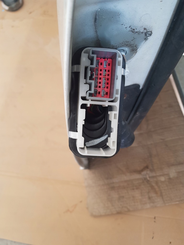 фото №7, Town country 10-20 3.6 дверь правый перед usa