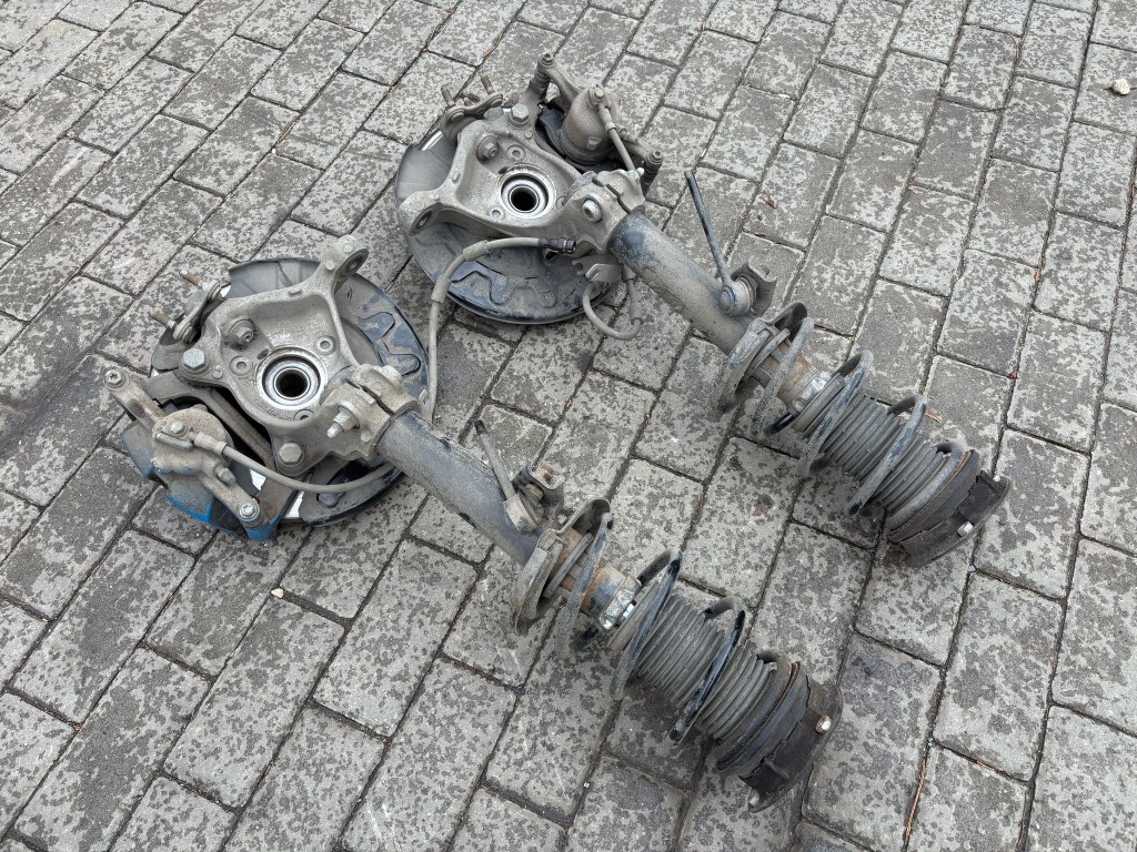 Audi a3 8y поворотний кулак перед ліва 2.0 tdi 2021r Оригінал