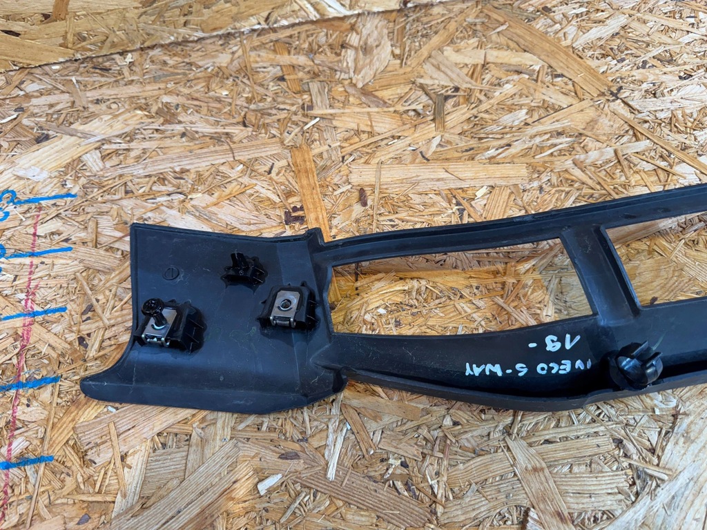 фото №9, Iveco s-way sway 19- решітка радіатора решітка радіатора решітка середня капот перед