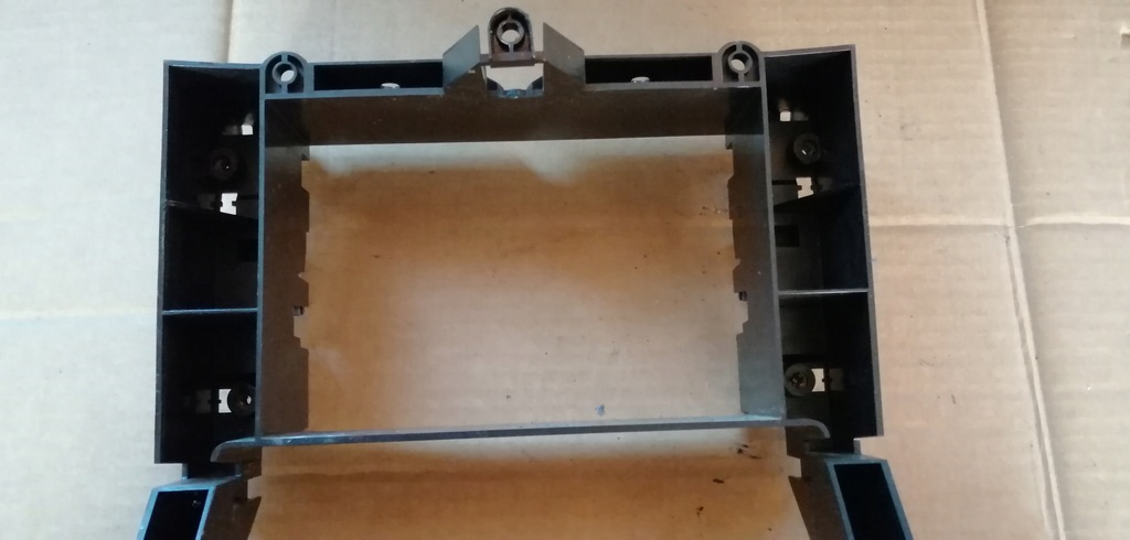 фото №3, Рамка кронштейн радио a2116800134 mercedes w211