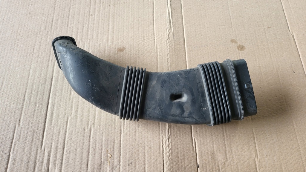 фото №1, S80 ii 2.5t труба повітрозабірник повітря 31216029