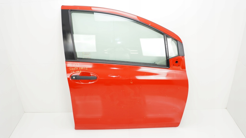 фото №1, Дверь правый перед toyota yaris ii 05-09r 3p0