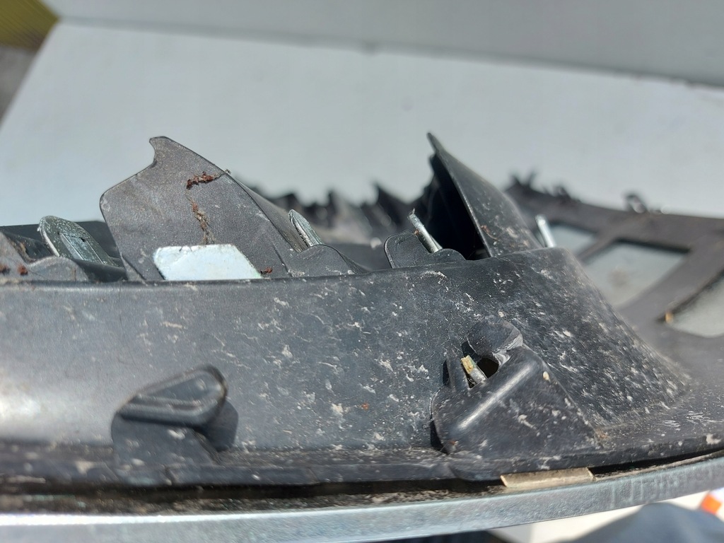 фото №12, Vw golf 5 1k9 kombi jetta решётка радиатора решётка радиатора