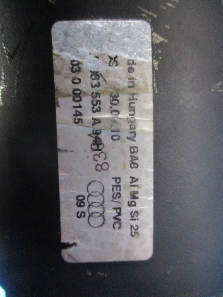 фото №4, Шторка багажника audi q7 4l i