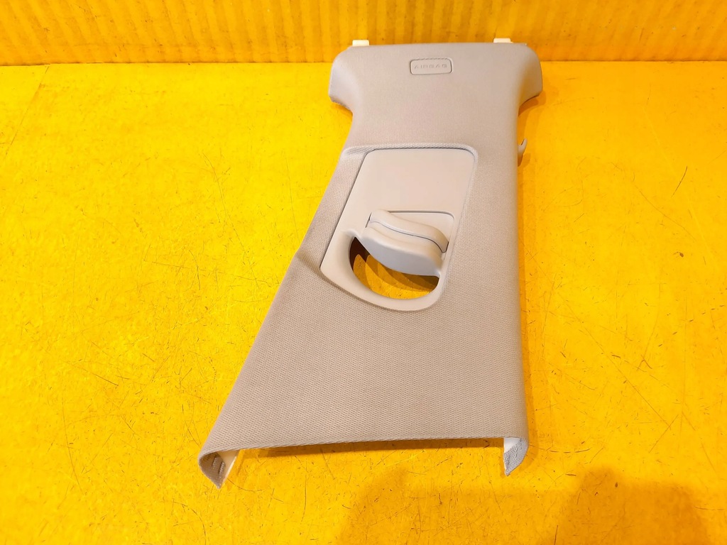 фото №1, Audi a4 b9 защита стойка правая обшивка 8w0867214d