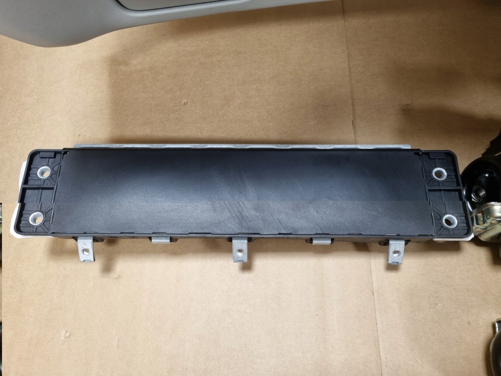 Volvo xc90 2 приборная панель панель  оригинал ремни подушка безопасности водитель пассажир коленный Цена