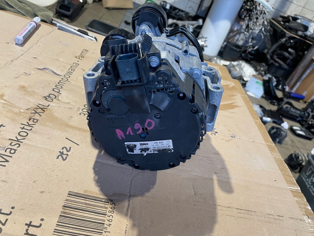 Vw audi skoda 2.0 tfsi генератор 06l903018g Киев