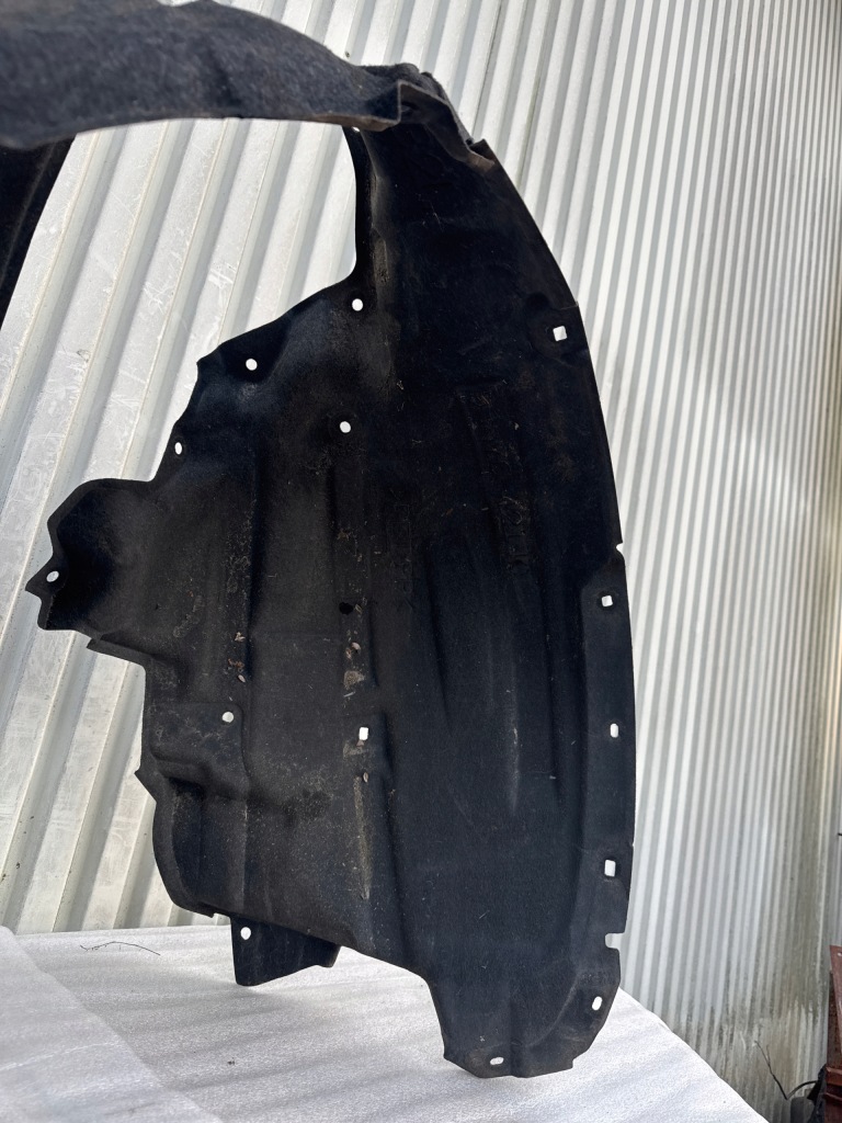 Підкрилок передні toyota bz4x ліве 53876-42140 в Україні