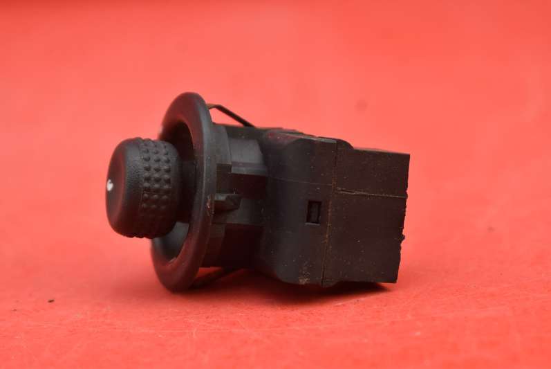 фото №6, Панель регулировки зеркал 7700803531f opel movano a 99-10