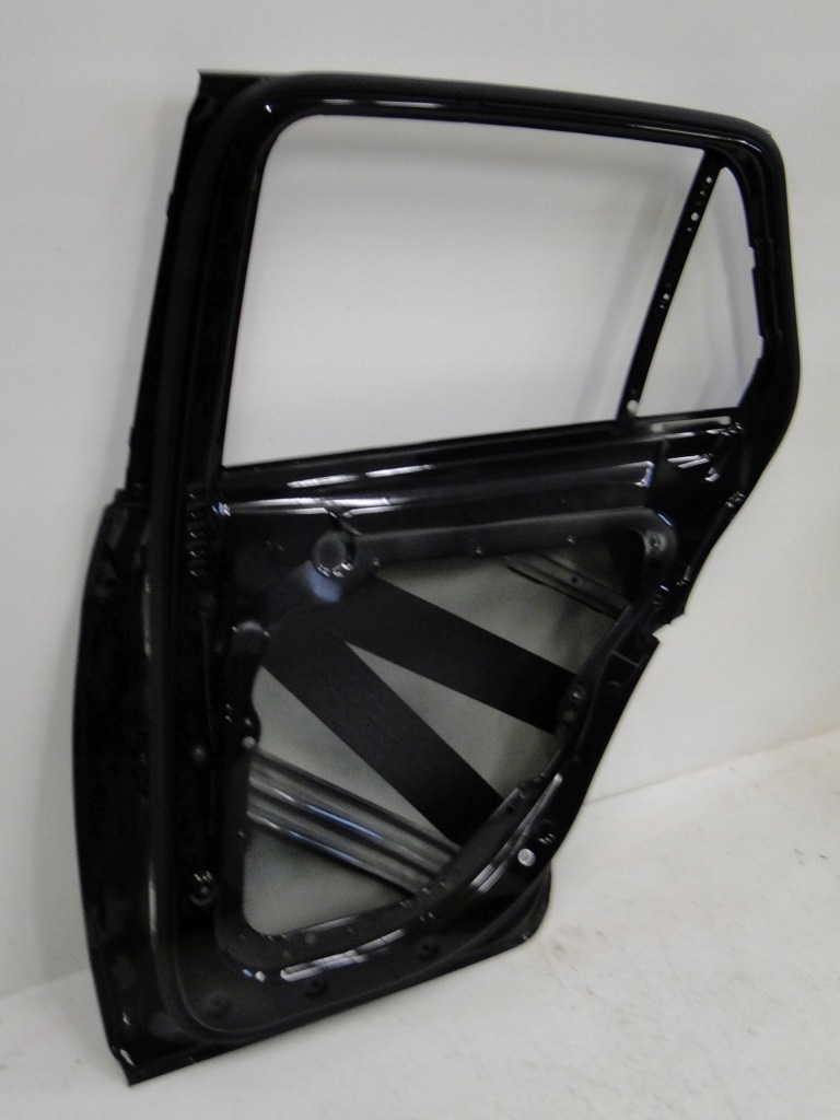 фото №9, Mercedes glc x253 253 suv дверь задние правое задняя правый