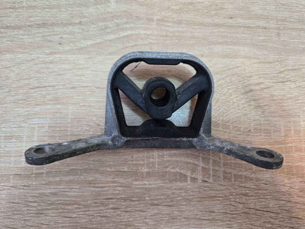 фото №1, Peugeot 508 ii кронштейн глушителя среднего