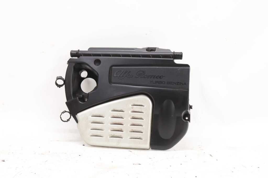 фото №1, Alfa romeo giulietta кришка двигуна