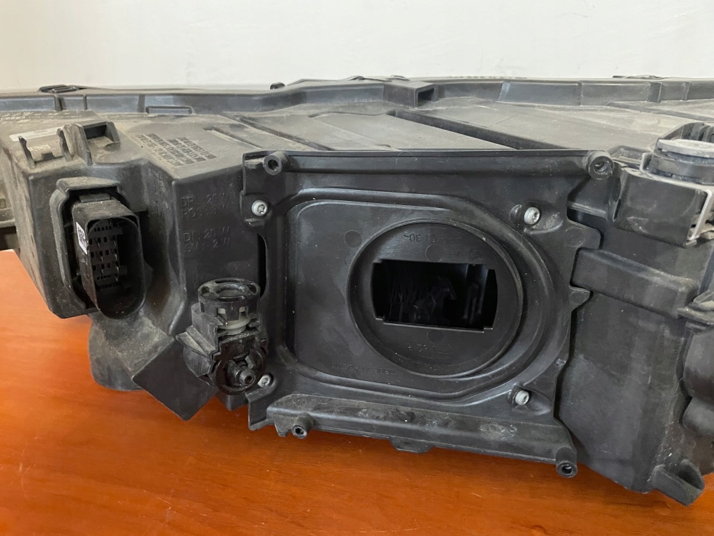 Фара правий перед передня led matrix audi q7 4m 4m0941036 Доставка