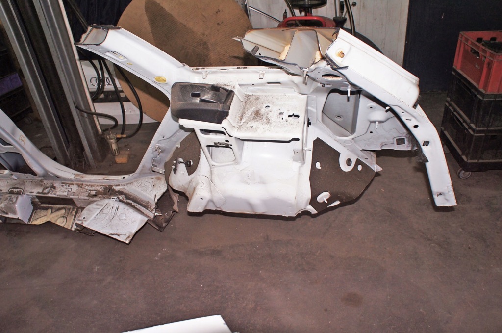 Sq225 audi q5 1 8r четвертина крило правий задні ibis white ly9c/t9 Київ