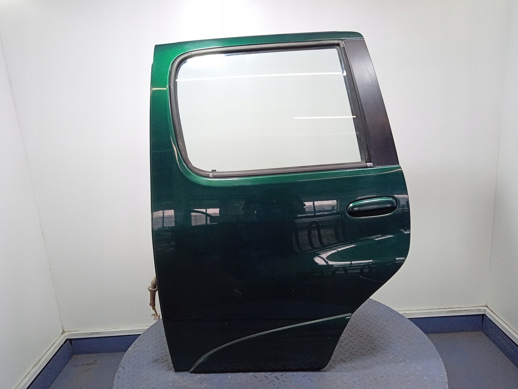 фото №1, Toyota yaris verso 99- дверь задняя левая задние 6r4