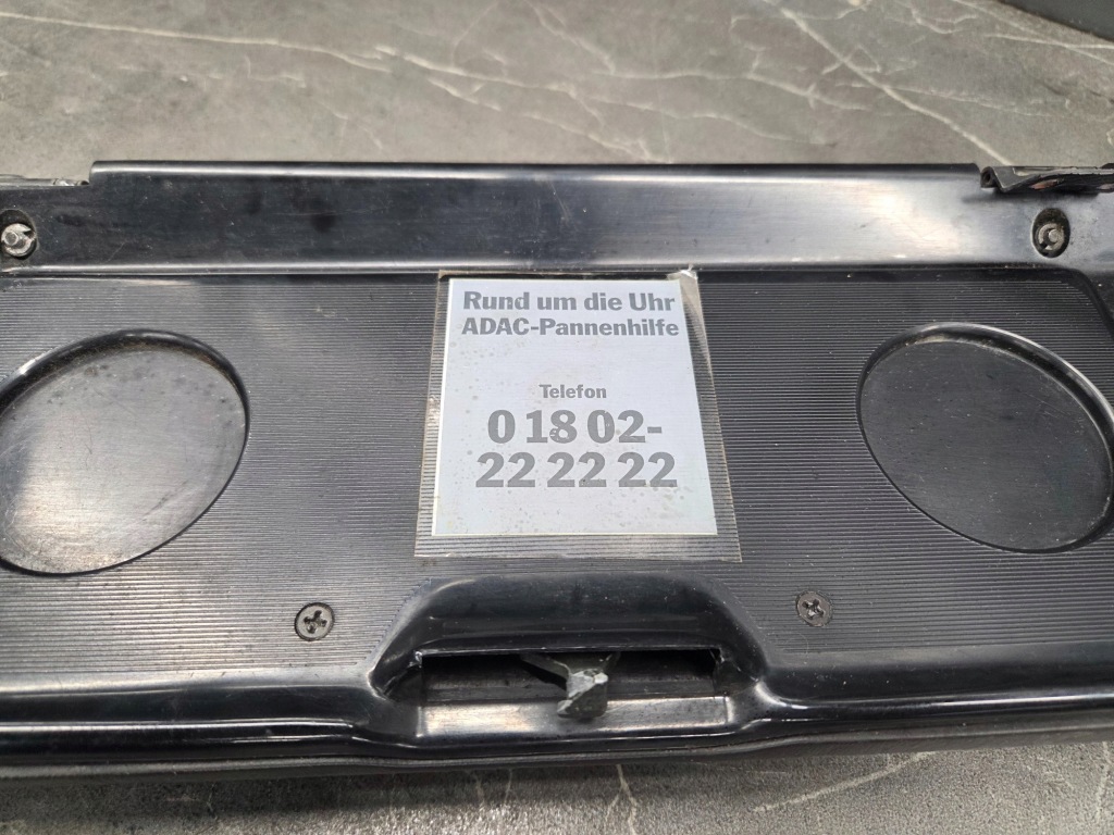 Купить Крышка бардачка mercedes w123 чёрные