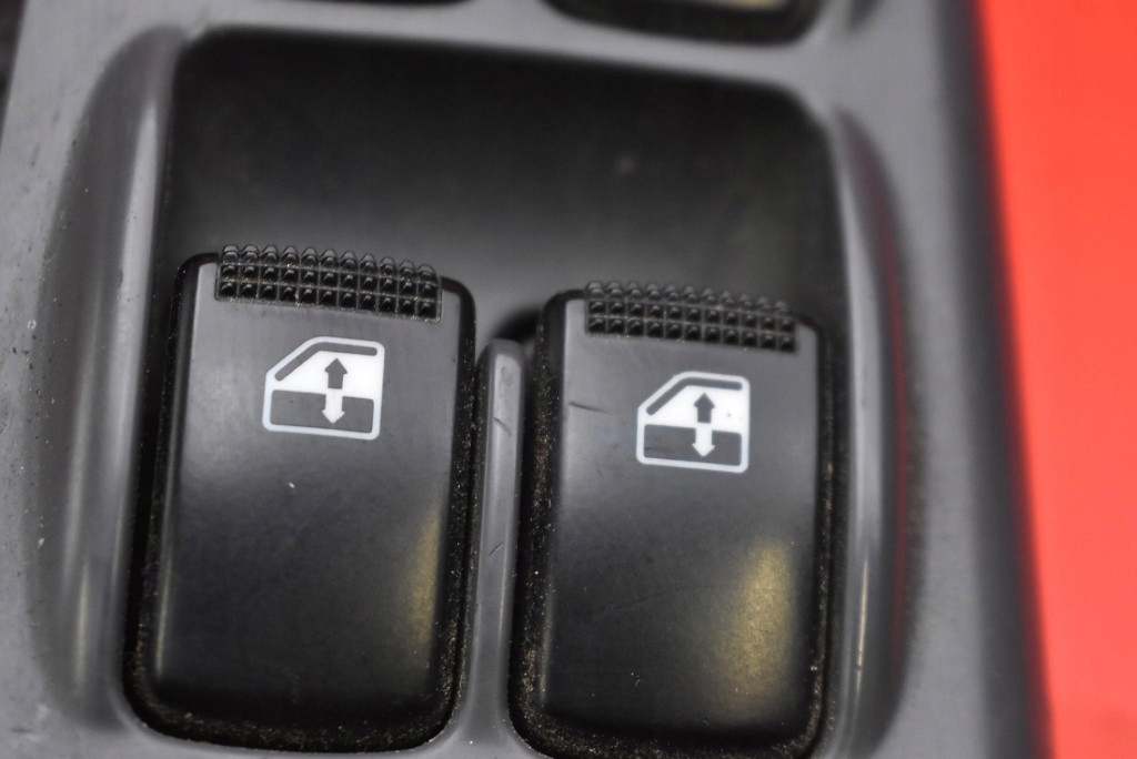 фото №11, Панель управление окон 621w05560 kia cerato 1 i 04-06