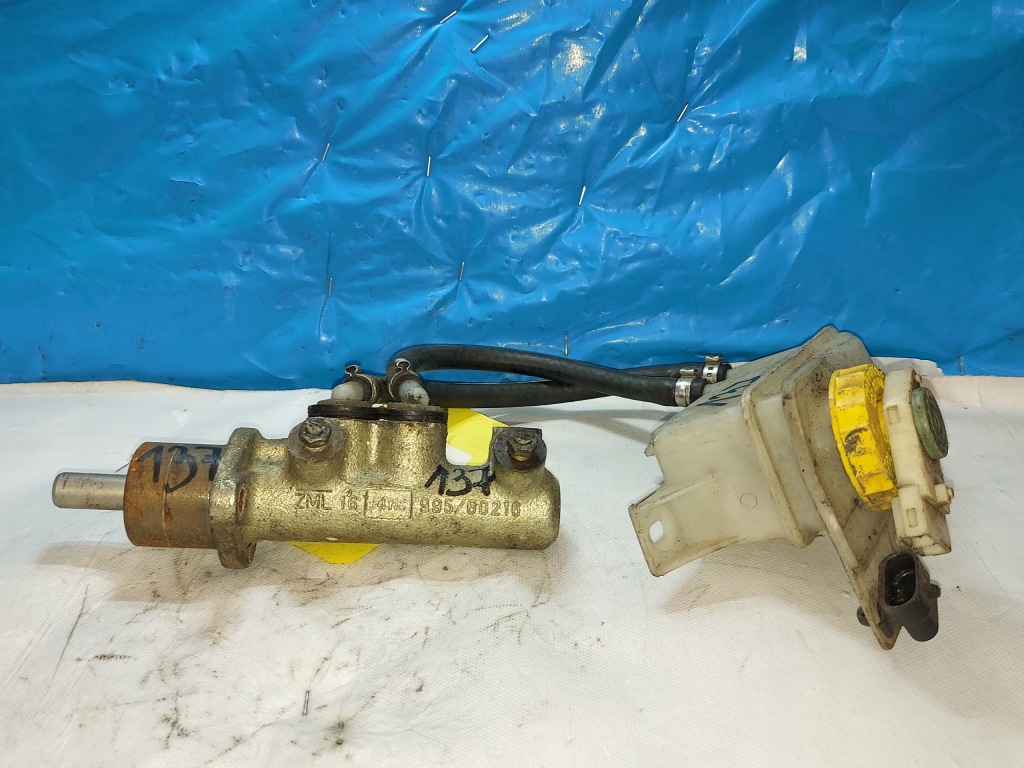 Купити Насос гальмівна punto i gt bosch gh190