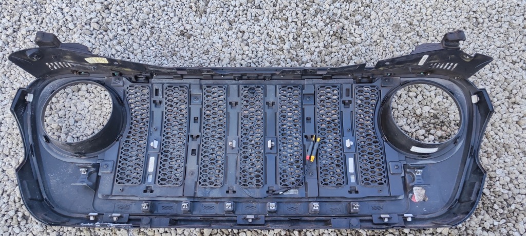 фото №7, Jeep wrangler jl rubicon sahara 2019 2020 2021 2023 24 решётка радиатора решётка радиатора камера