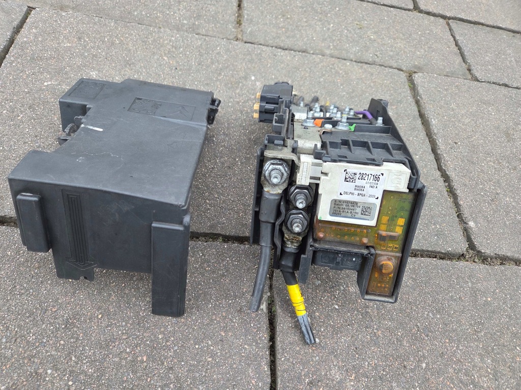 фото №3, Citroen peugeot модуль напряжения аккумулятор 28217166