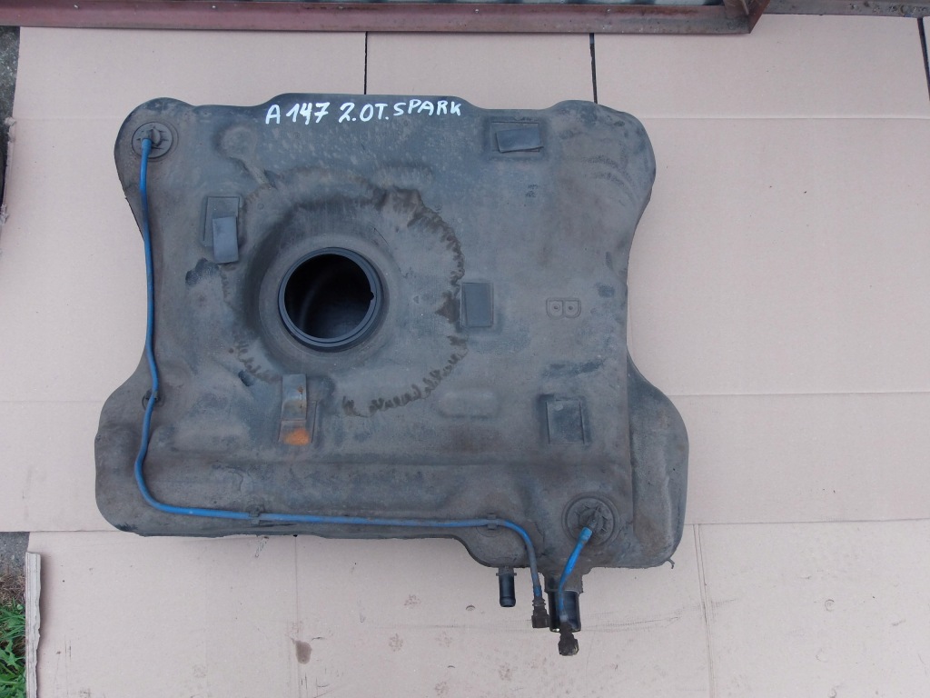 фото №1, Бак топлива 46552833 alfa romeo 147 3 дверь 2.0 benz