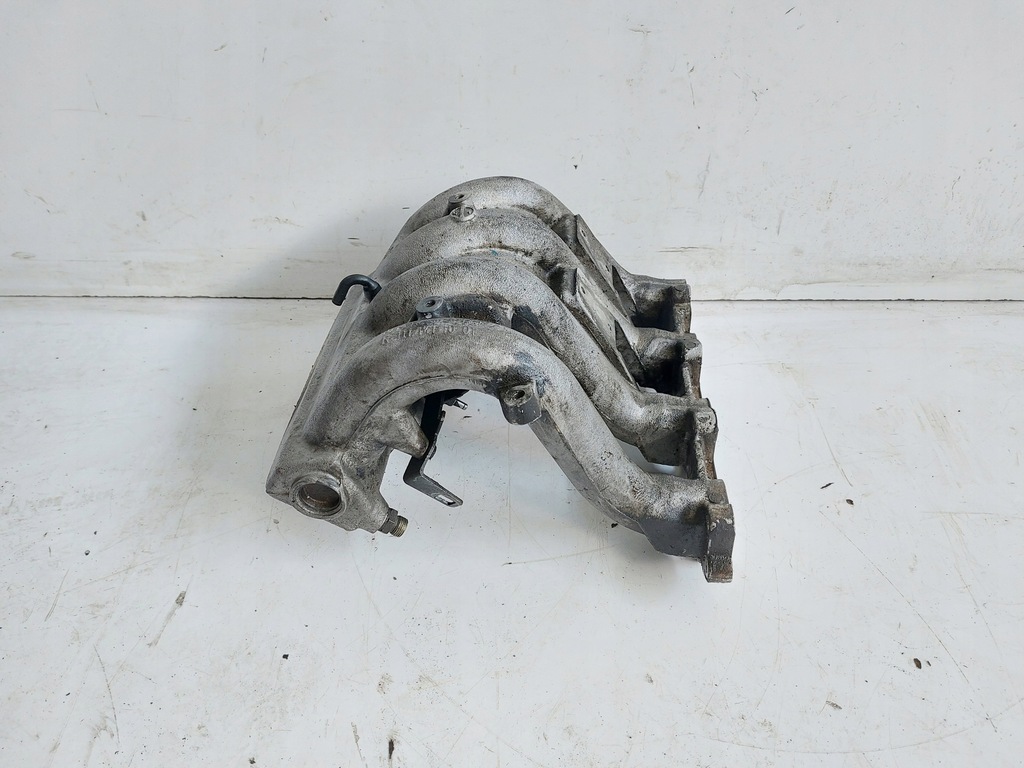 фото №1, Mercedes w202 1.8 колектор всмоктуючий r1111411001