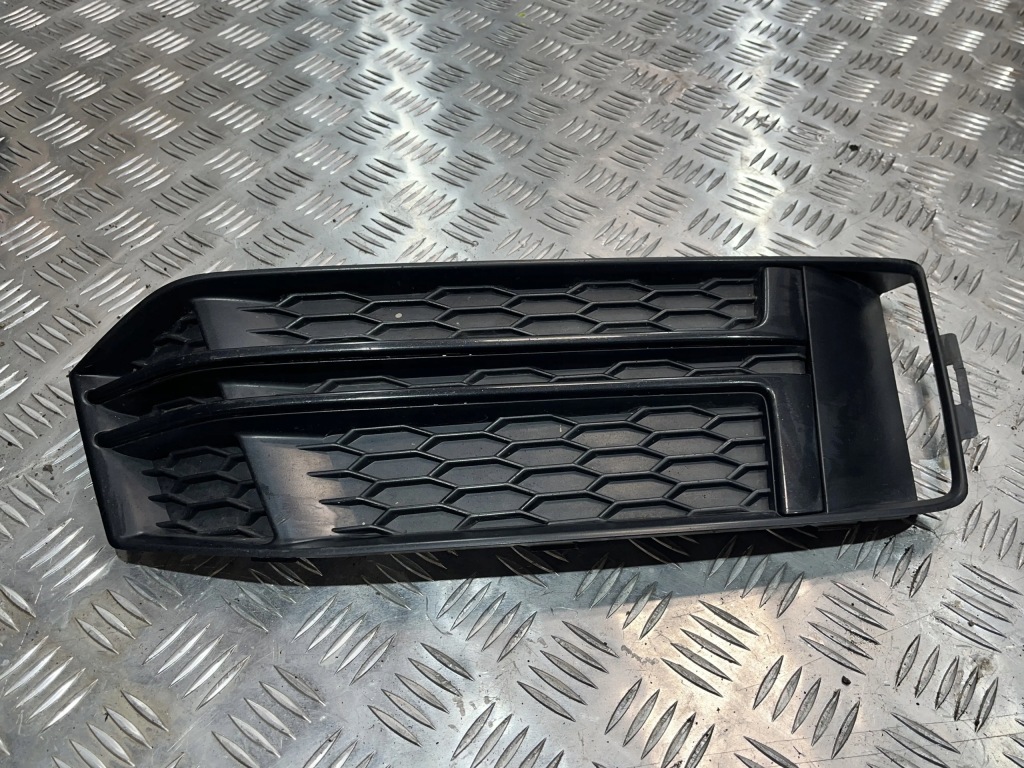 Купить Решётка решётка  бампера перед правая audi a4 b9 15-