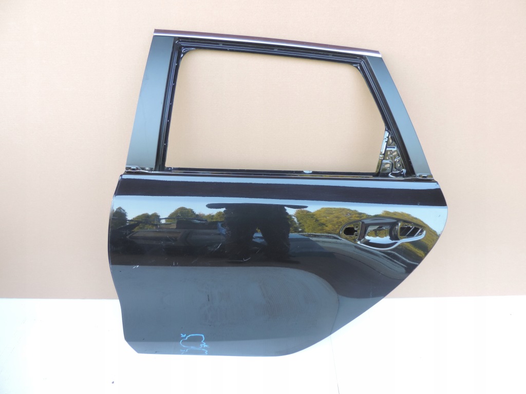 фото №1, Kia ceed iii 2018 2019 2020 kombi левая задние дверь