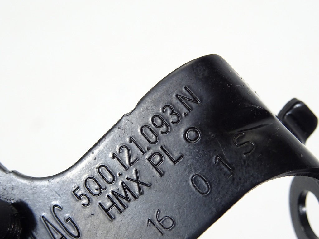 фото №5, Audi a1 8x 1.6 tdi кронштейн кронштейн кронштейн насоса wody 5q0121093n