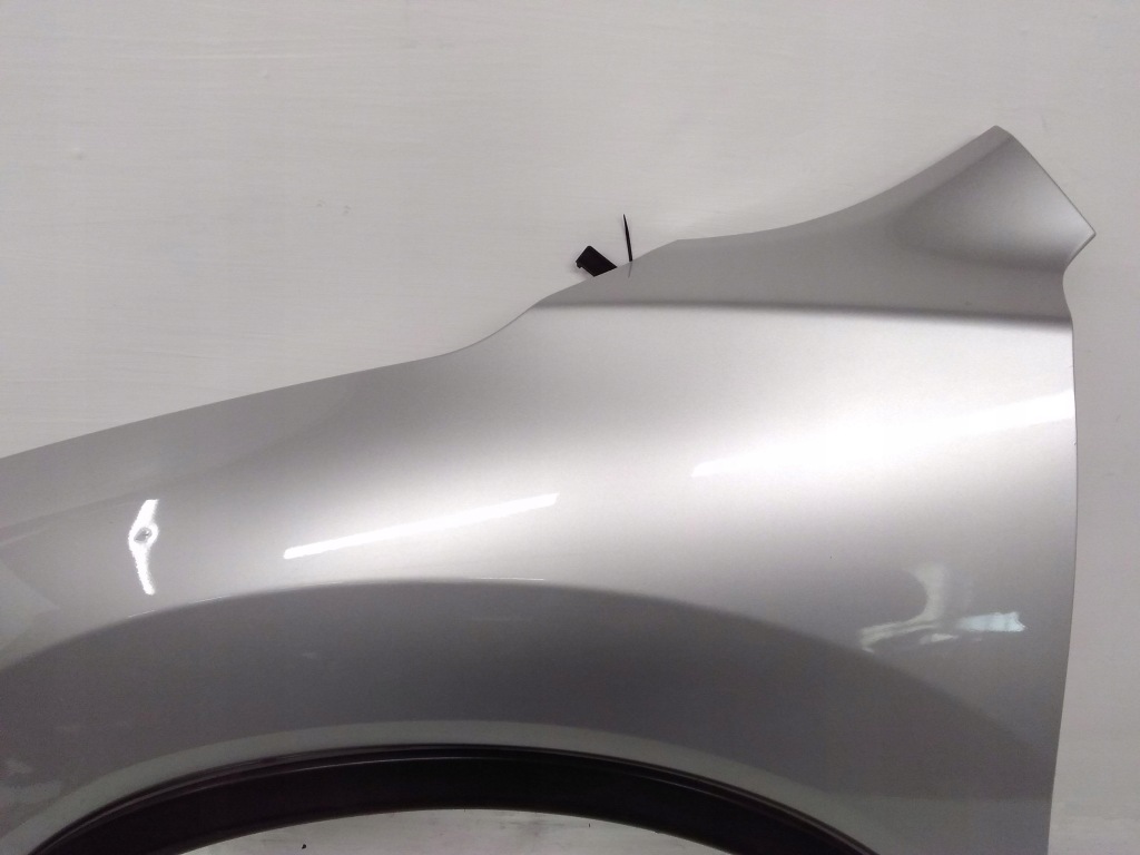 Крила перед сторона ліва nissan x-trail t32 Київ