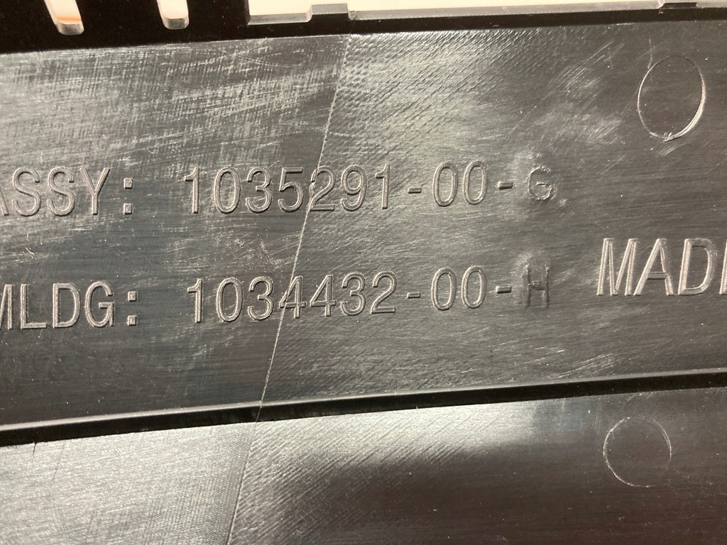 фото №12, Молдинг крила права задня tesla x