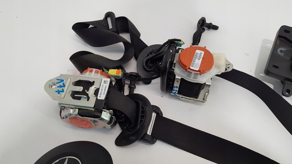 Mercedes w177 подушка безпеки ремені натягувачі оригінал Оригінал