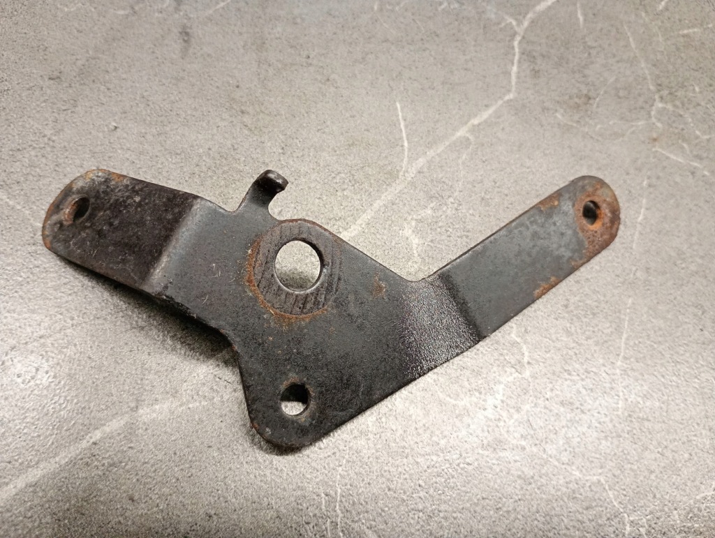 038103390 элементы монтажные двигателя seat leon 1.9 tdi atd Киев