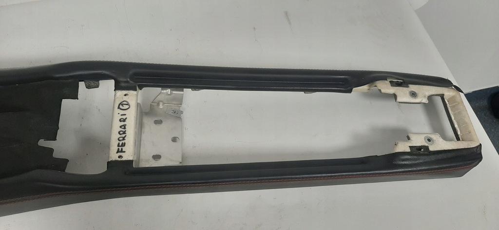 фото №6, Тунель середній шкіра ferrari california 12r.