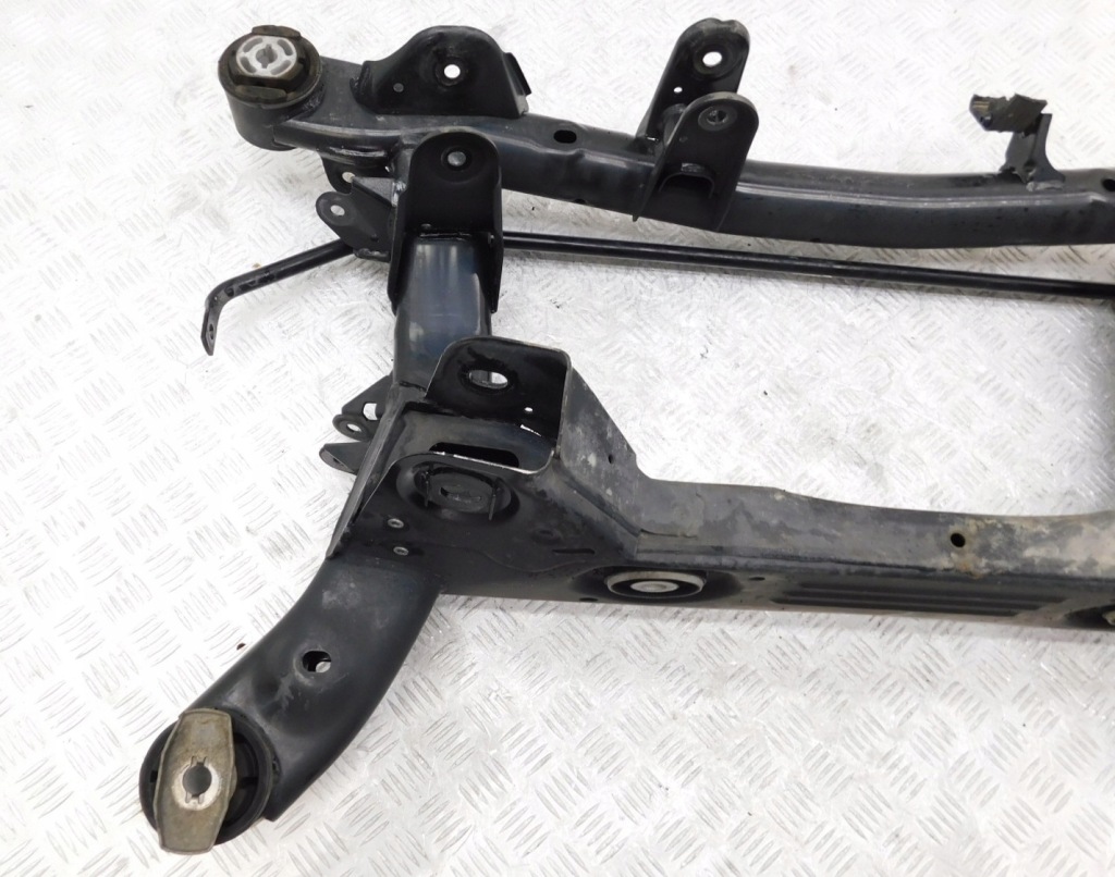 фото №7, Підрамник підрамник балка задня - alfa romeo stelvio