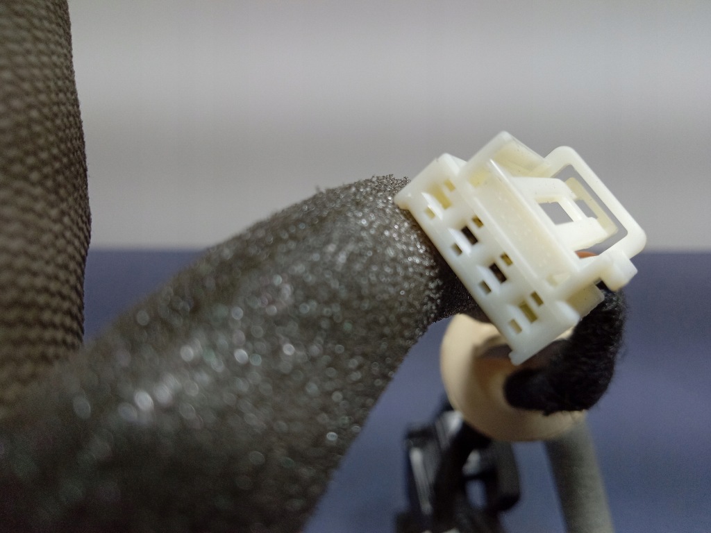 фото №7, Audi q4 e-tron замок двері перед правий передній 7 pin eu 5tb837016d