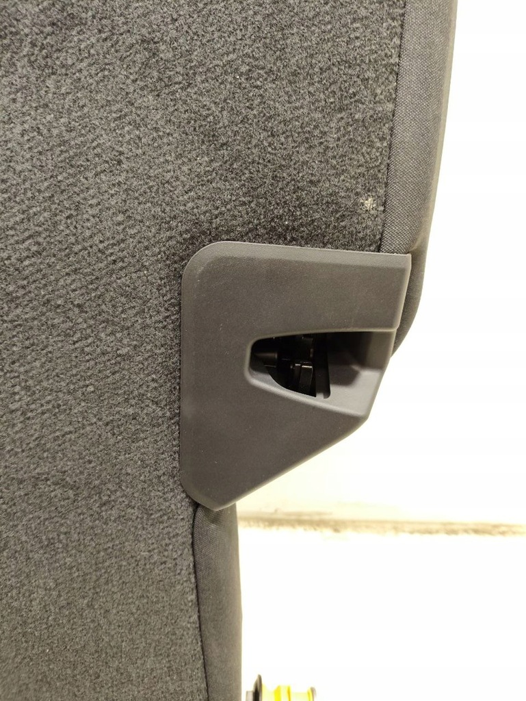 фото №8, Porsche taycan 9j1 2023 сидіння задній